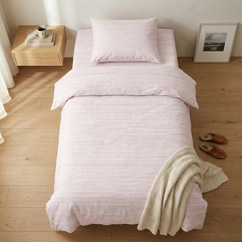 Single-Pink-Plain-Lifestyle-Photo-1.webp