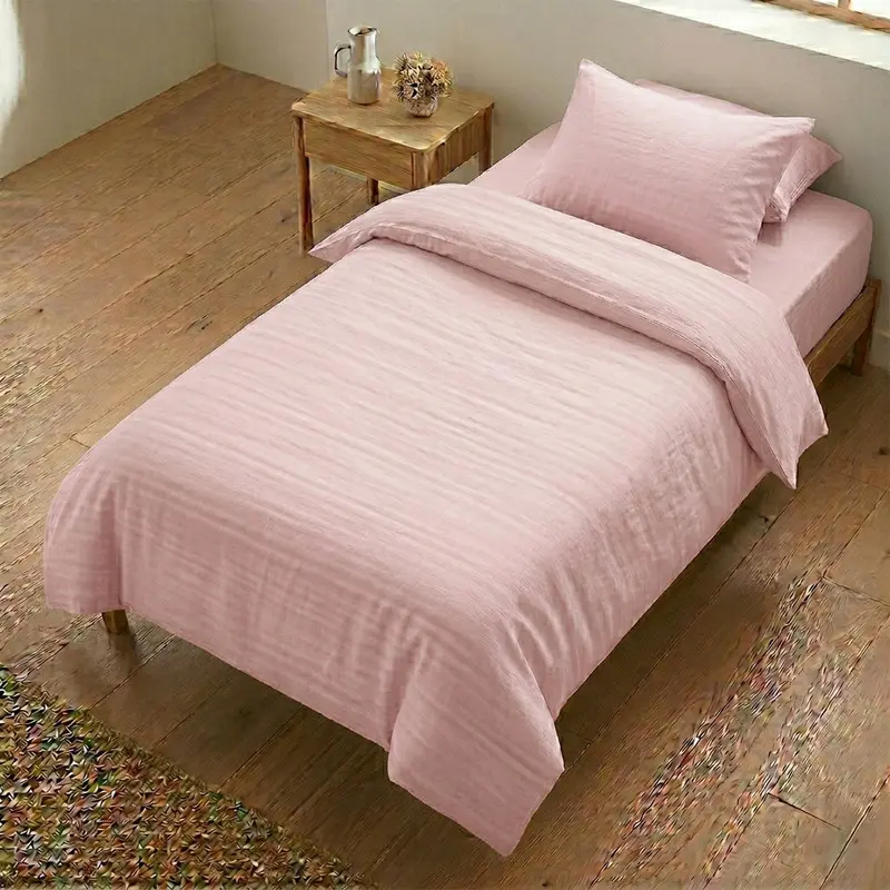 Single-Baby-Pink-Plain-Lifestyle-Phioto-2.webp
