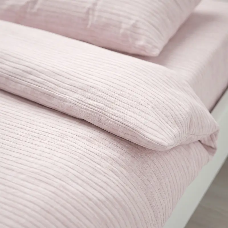 Single-Pink-Plain-Focus-Shot.webp