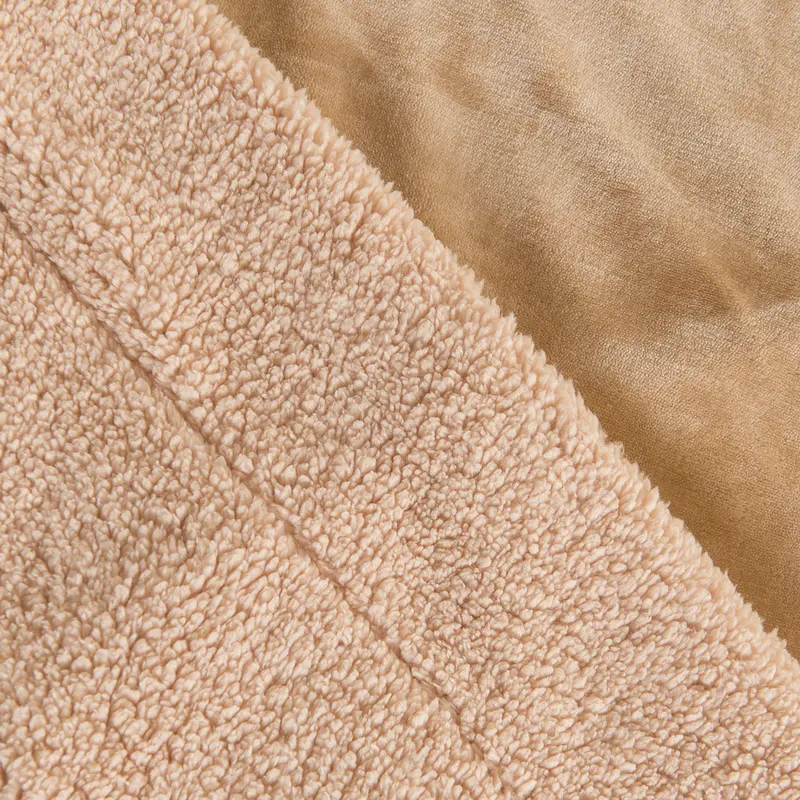 02_Focus_DoubleLayer_Tan_03.webp