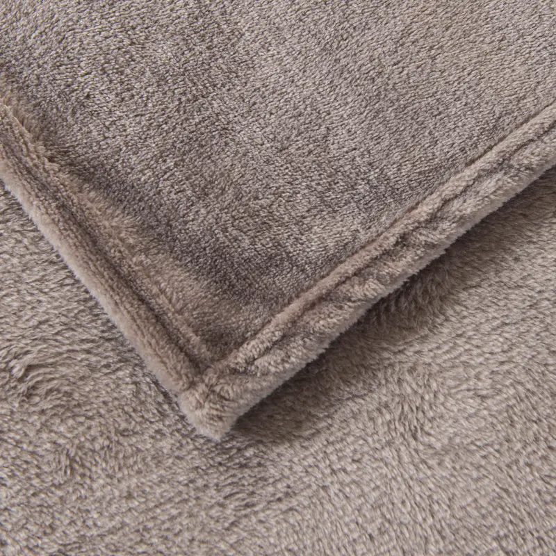 02_Focus_SingleLayerFleece_Gray_01.webp