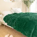 03_Scene_JacquardFleece_Green_01.webp