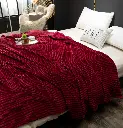 03_Scene_StripedFleece_RedWine_03.webp
